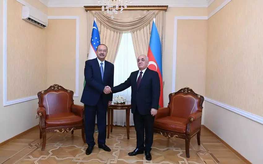 Özbəkistanın Baş naziri azərbaycanlı həmkarını ölkəsinə rəsmi səfərə dəvət edib