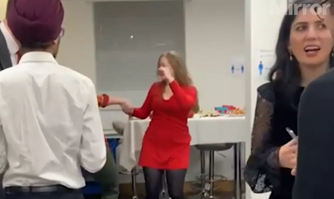 Britaniyanın hakim partiya nümayəndələri ifşa olunub