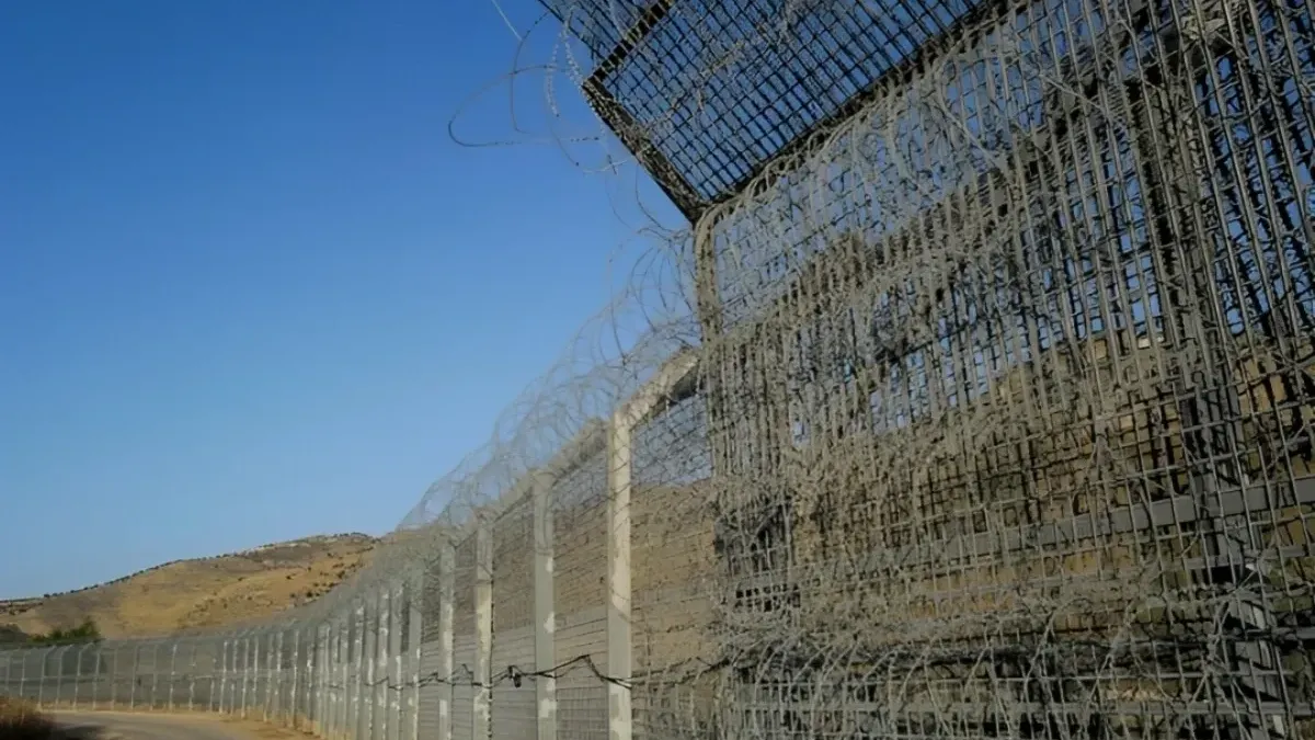 İsrail İordaniya sərhədində hasarların tikintisinə başlayacaq