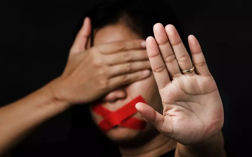 Deputat: Bəzən iş elanları vasitəsilə müəyyən şəxslər insan alveri qurbanlarına çevrilir