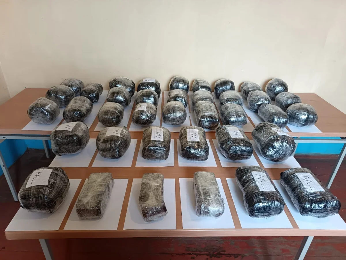 35 kiloqramdan çox narkotik səehəddə ələ keçirilib