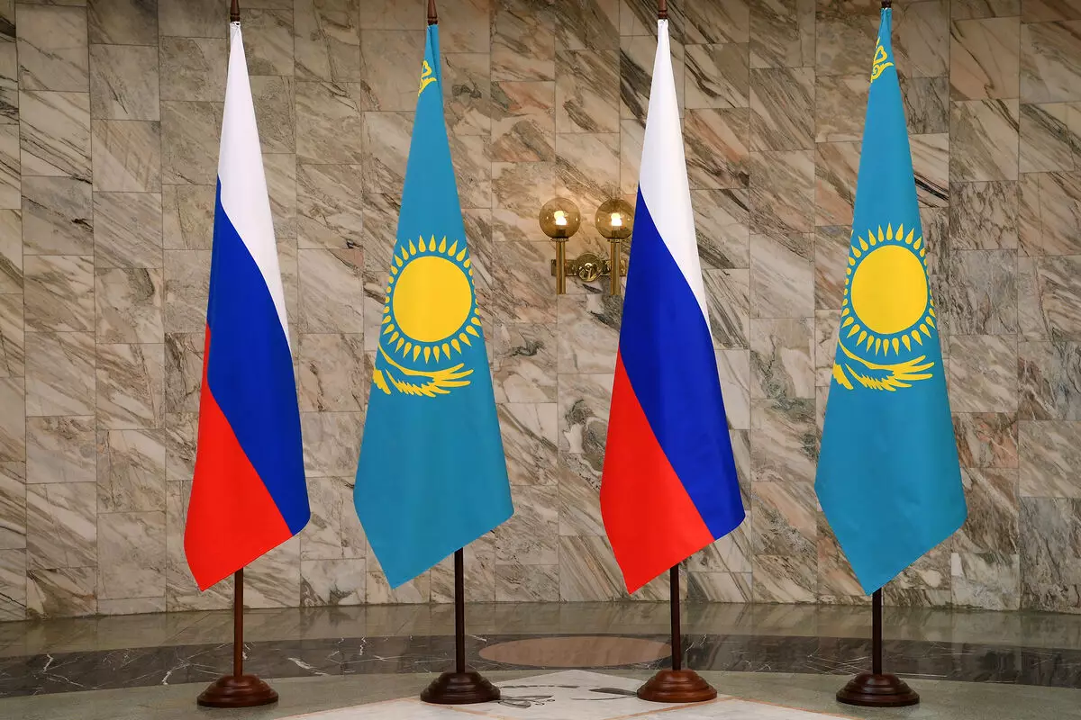 Rusiya Federasiyası, İran və Qazaxıstan aralarında kommunikasiya xəttinin yaradılması ilə bağlı danışıqlar aparacaq