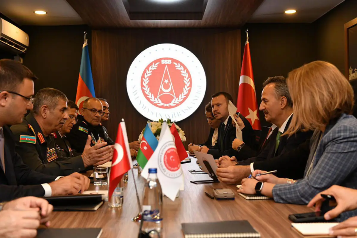 Azərbaycan-Türkiyə hərbi əməkdaşlığı müzakirə edilib