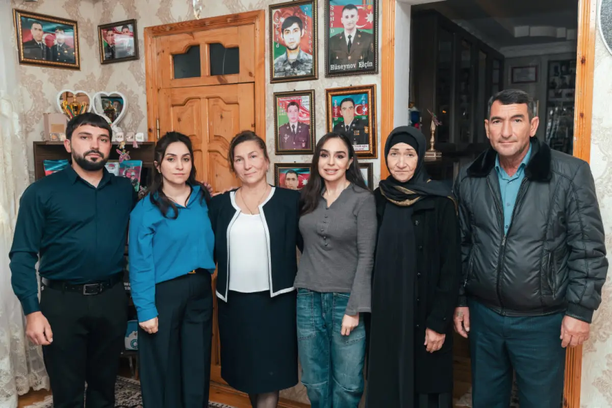 Leyla Əliyeva şəhid qardaşların ailəsini ziyarət etdi