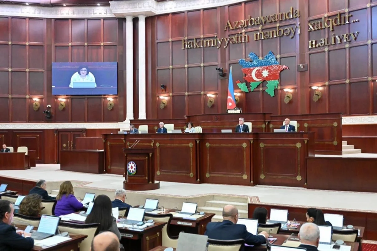 Milli Məclisin yaz sessiyasının ilk plenar iclası işə başlayıb