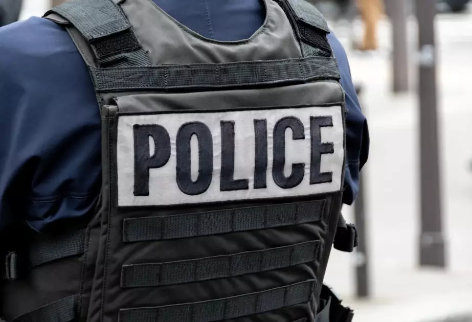 Fransada iki həbsxana əməkdaşı güllələnib