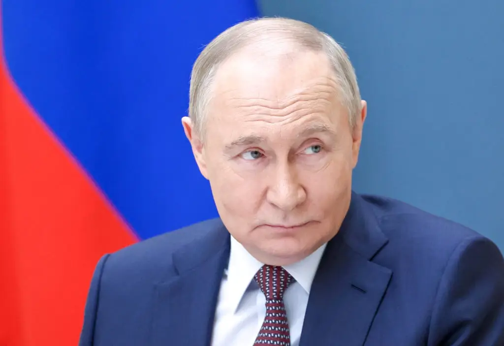 Putin: Rusiya-Amerika sammiti çox güman ki, təxirə salınacaq