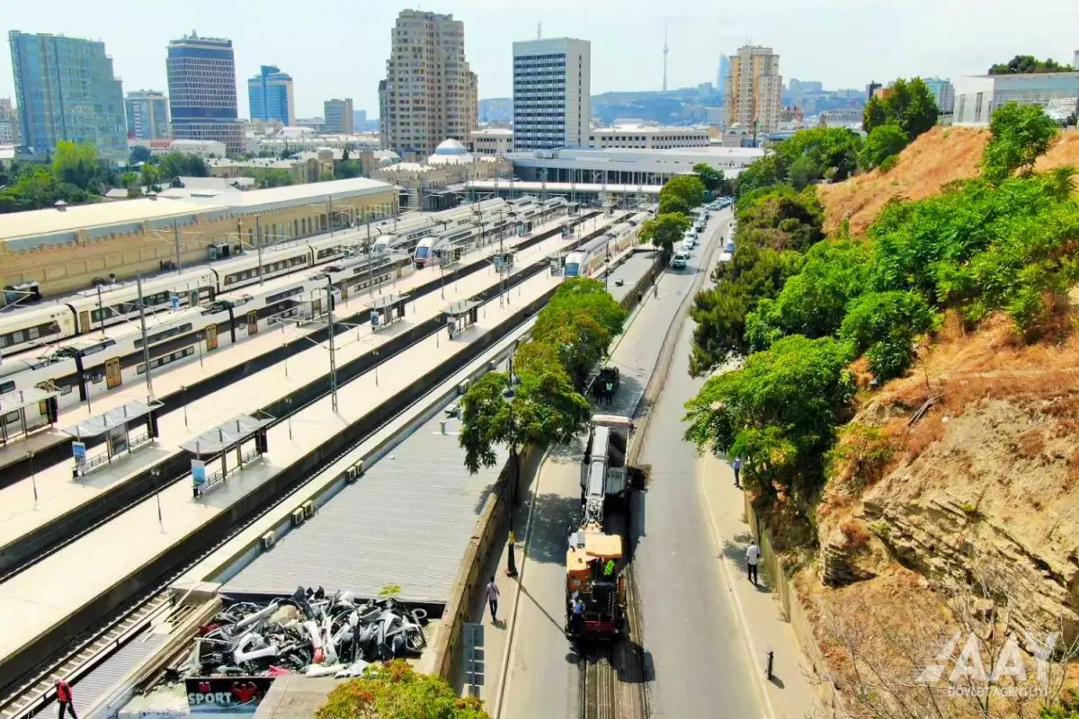 Xətai prospektində təmir işlərinə başlanılıb