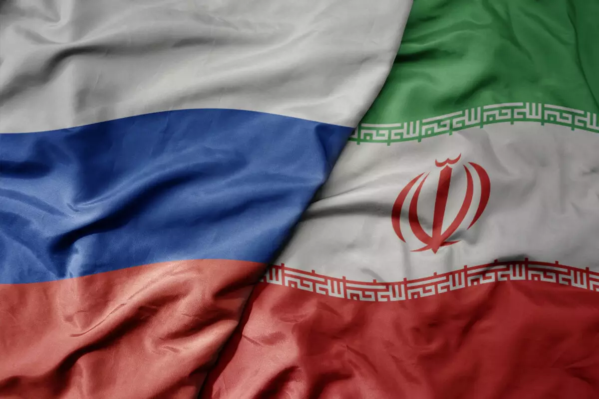 Rusiya nümayəndə heyəti Pezeşkianla görüşmək üçün İrana gedib