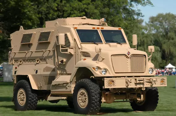 ABŞ Ukraynaya zirehli texnika təhvil verəcək