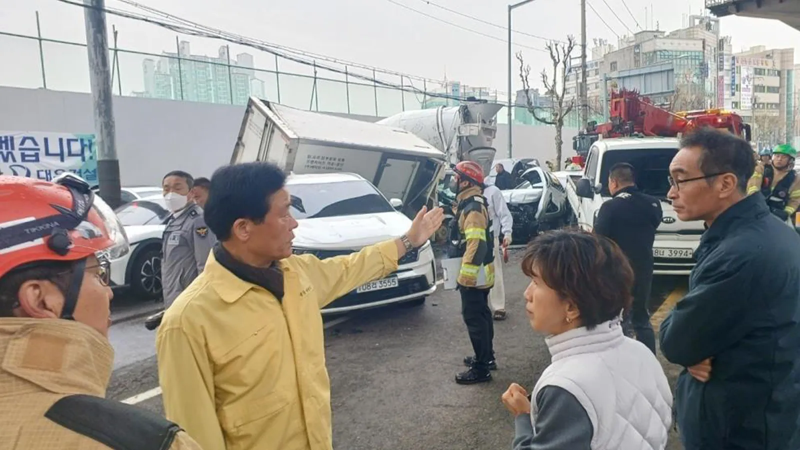 Cənubi Koreyada 13 avtomobilin iştirakı ilə zəncirvari qəza baş verib