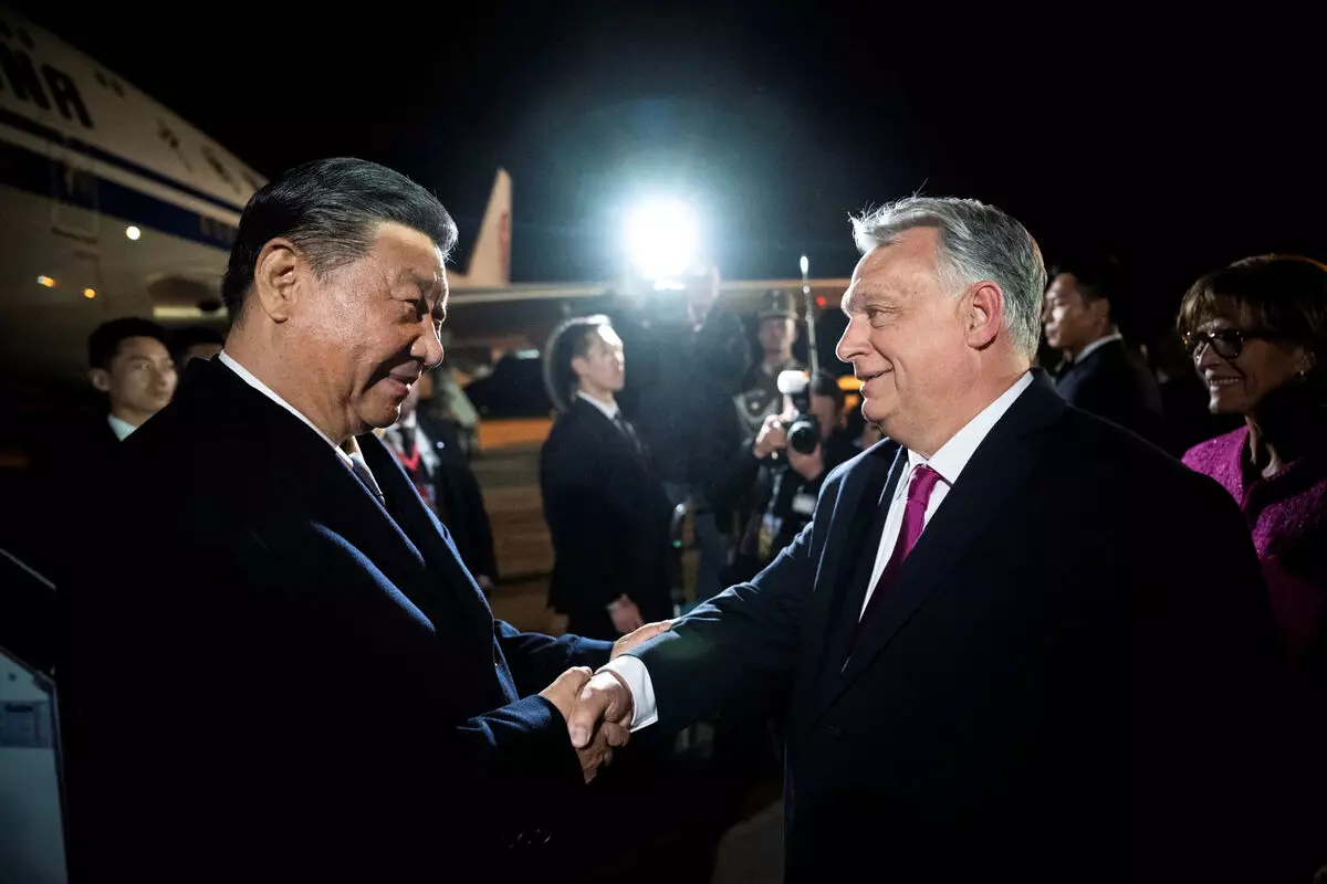 Çin Macarıstanı ABŞ-a qarşı mühüm tərəfdaş kimi görür