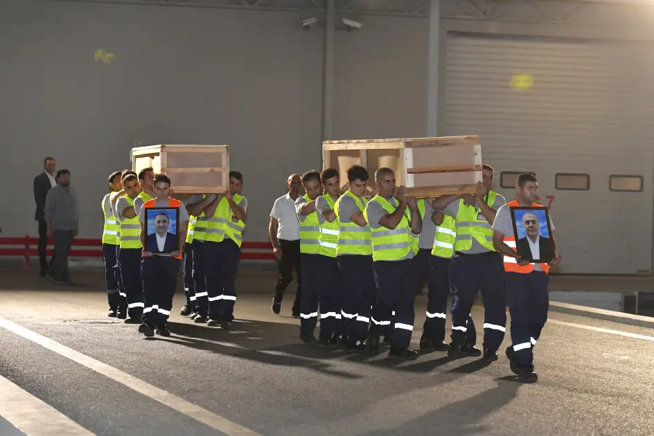 Yekaterinburqda qətlə yetirilən qardaşların meyitləri Bakıya gətirilib