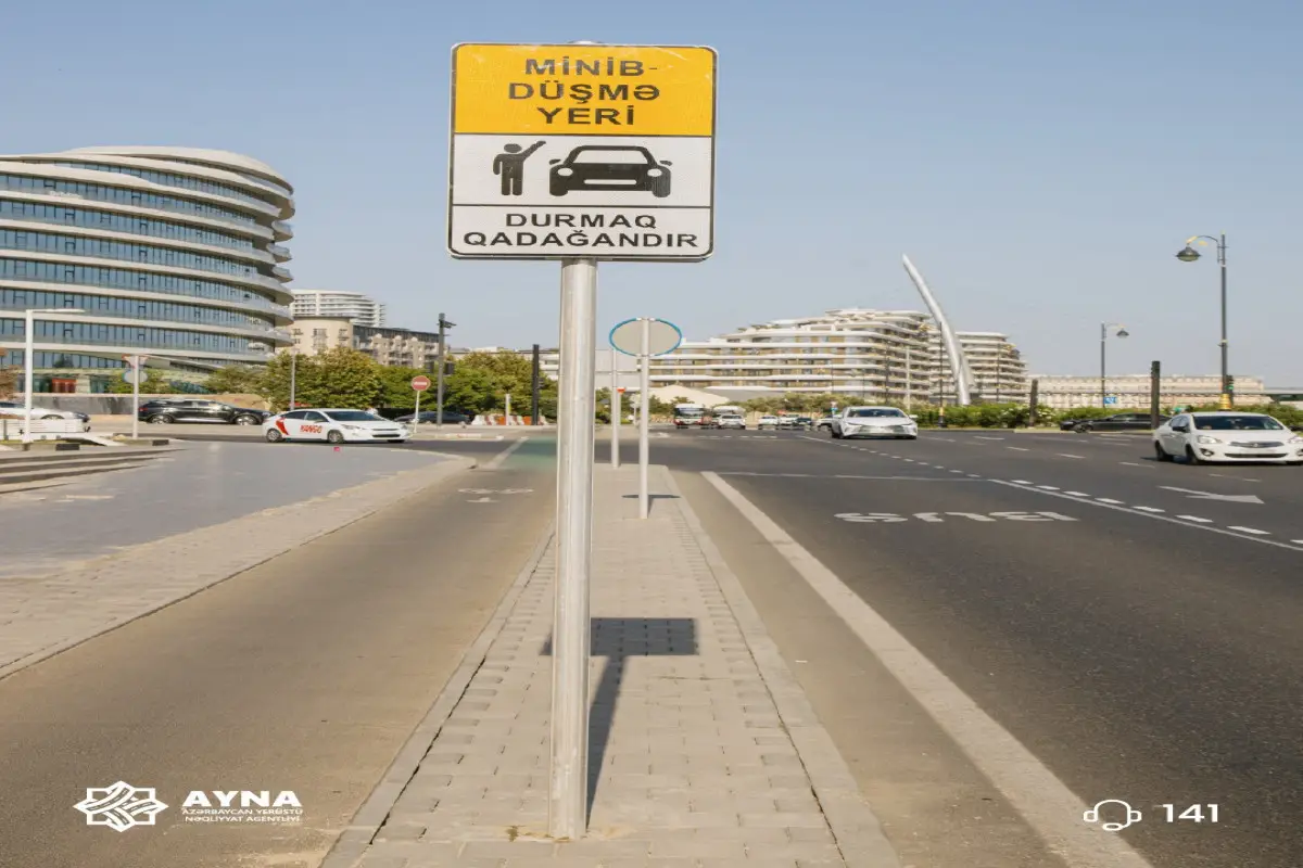 Daha iki ünvanda avtobus zolağında minib-düşmə yeri yaradılıb