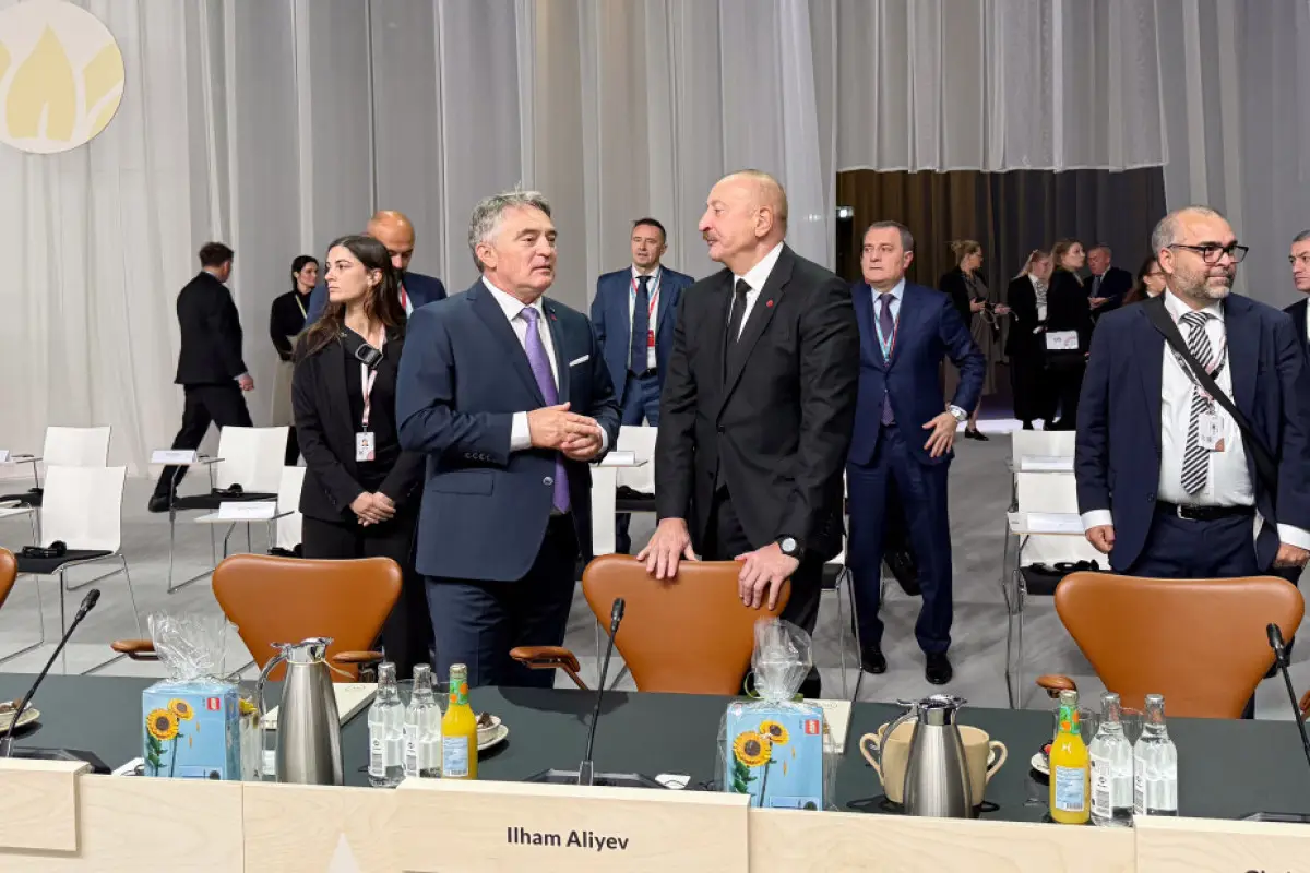 Prezident İlham Əliyev “Avropa Siyasi Birliyi”nin 7-ci Zirvə toplantısının açılış plenar sessiyasında iştirak edir - YENİLƏNİB