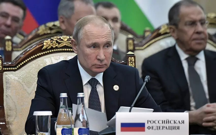 Rusiya MSK Putini prezidentliyə namizəd kimi qeydə alıb