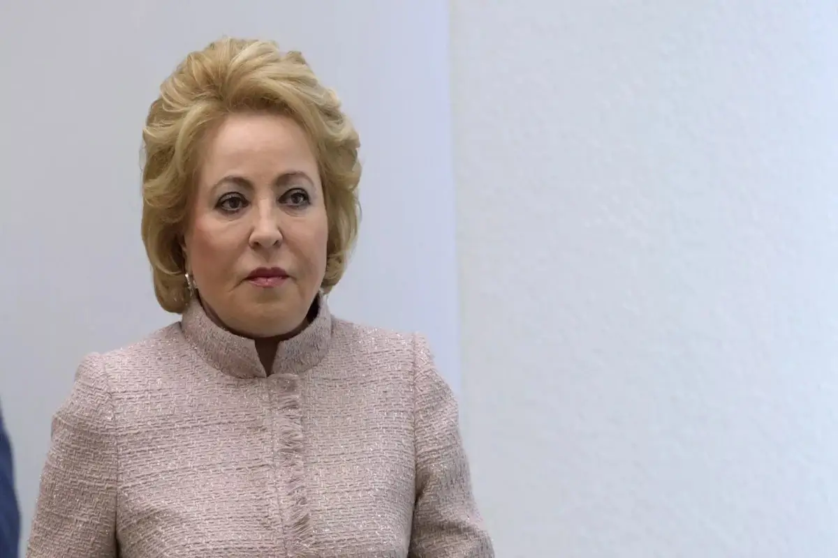 Paşinyan Matviyenko ilə görüşüb