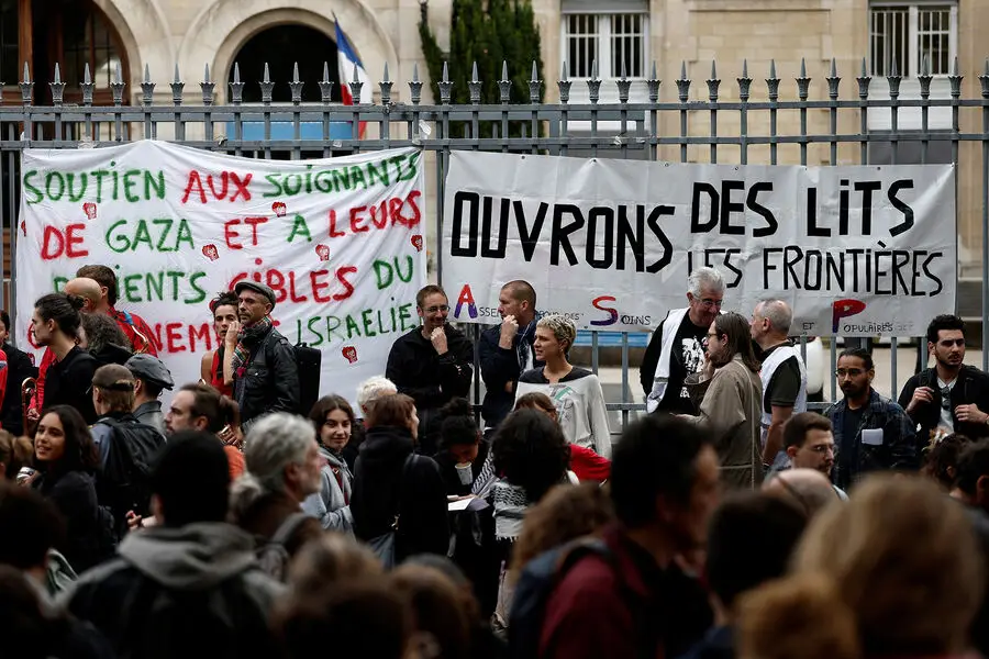 Fransada 200-dən çox etiraz aksiyası keçirilir