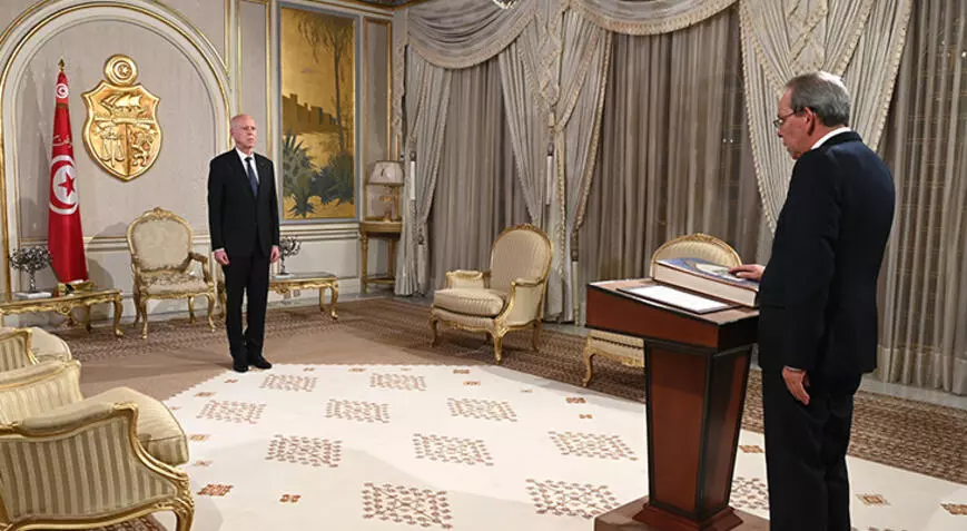 Tunisin ilk qadın baş naziri istefaya göndərilib