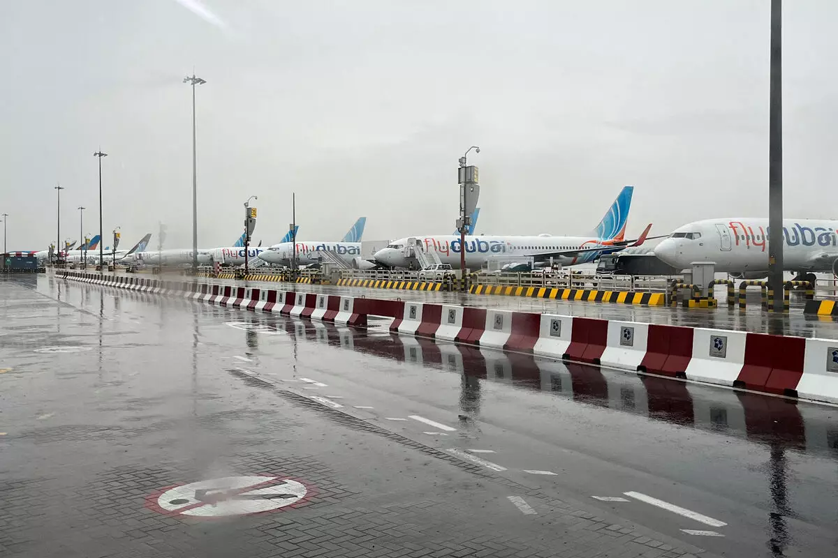 Dubay Hava Limanı 48 saat ərzində qəbul edə biləcəyi uçuşların sayını məhdudlaşdırır