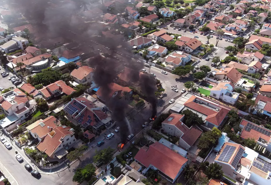 İsrailin Aşkelon şəhəri Qəzza zolağından raket atəşinə tutulub, yaralılar var