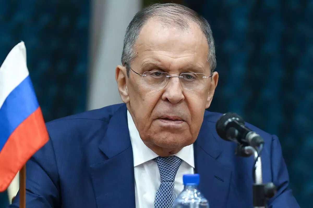 Lavrov Kiyevin müstəqil olaraq uzaqmənzilli raketlərdən istifadə etmə ehtimalını rədd edir