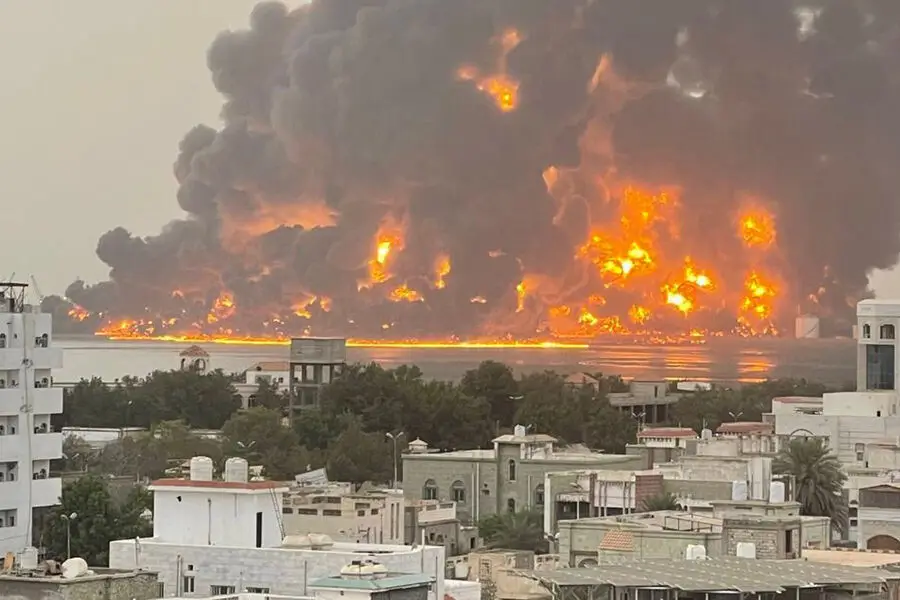 İsrail Yəmən limanını vurdu