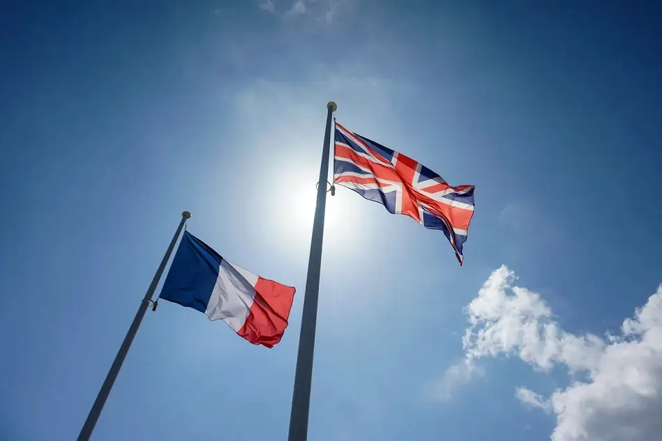 Fransa-Britaniya sammiti başladı