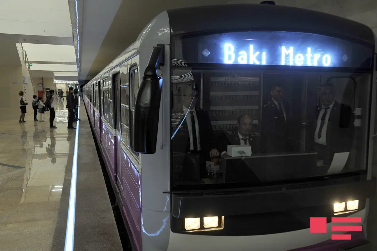 Metronun "Cəfər Cabbarlı" stansiyasında tüstüləmə baş verib - YENİLƏNİB - 1