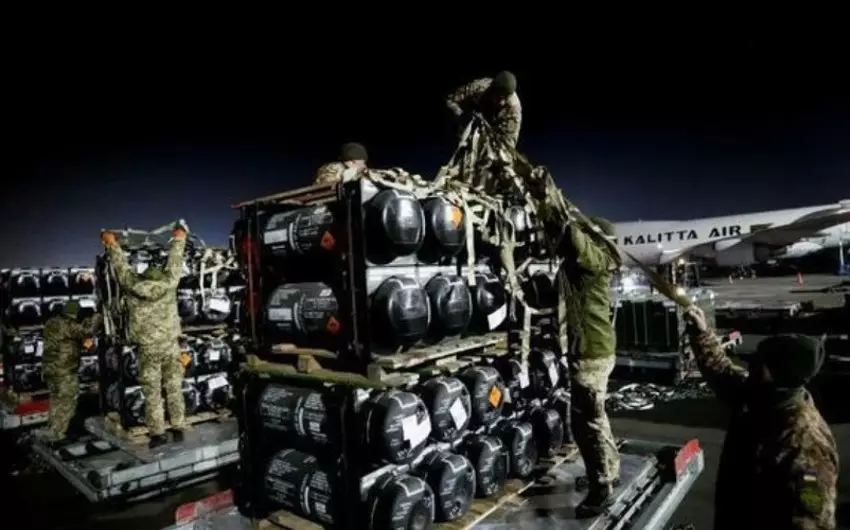 Avropa İttifaqı bu il Ukraynaya 220 000 artilleriya mərmisi və 2 000 raket göndərib