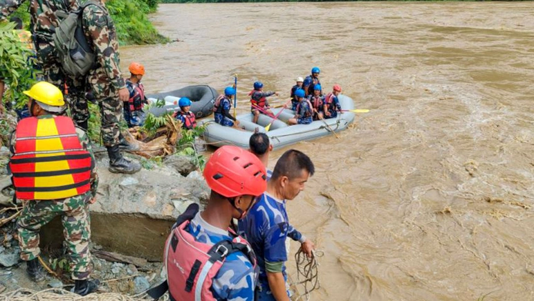 Nepalda torpaq sürüşməsi nəticəsində 12 nəfər ölüb