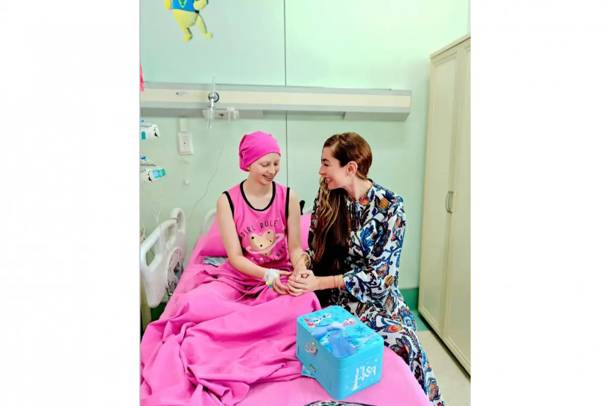 Leyla Əliyeva və Arzu Əliyeva Milli Onkologiya Mərkəzində olublar