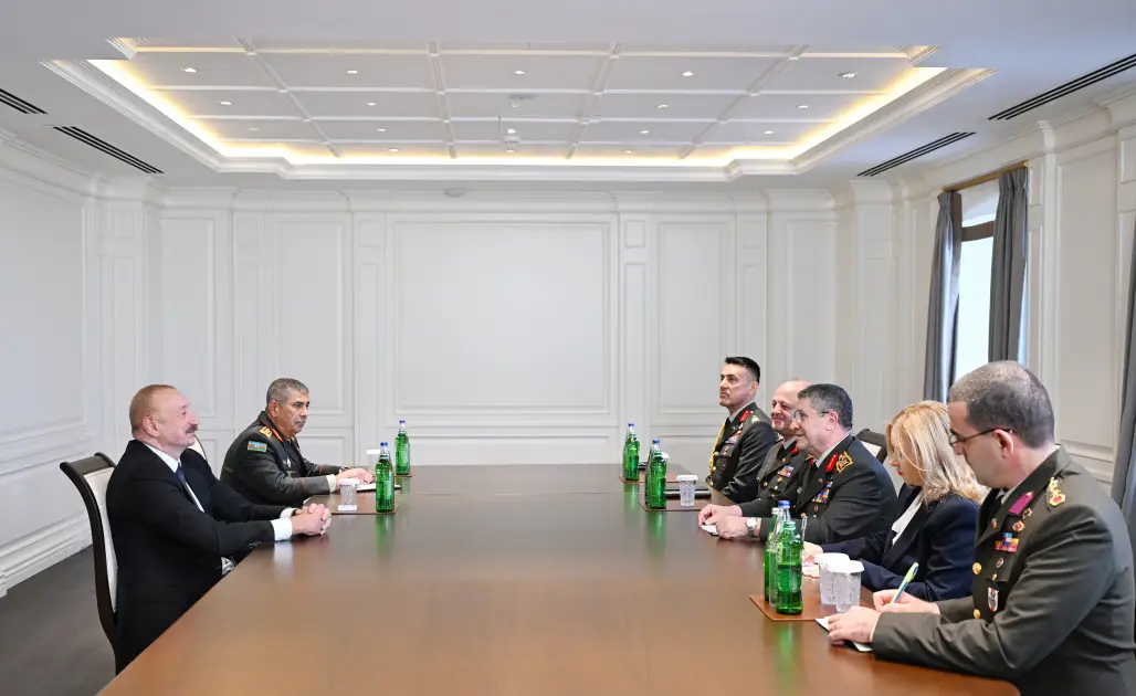 İlham Əliyev Bayraktaroğlunu qəbul etdi - FOTOLAR