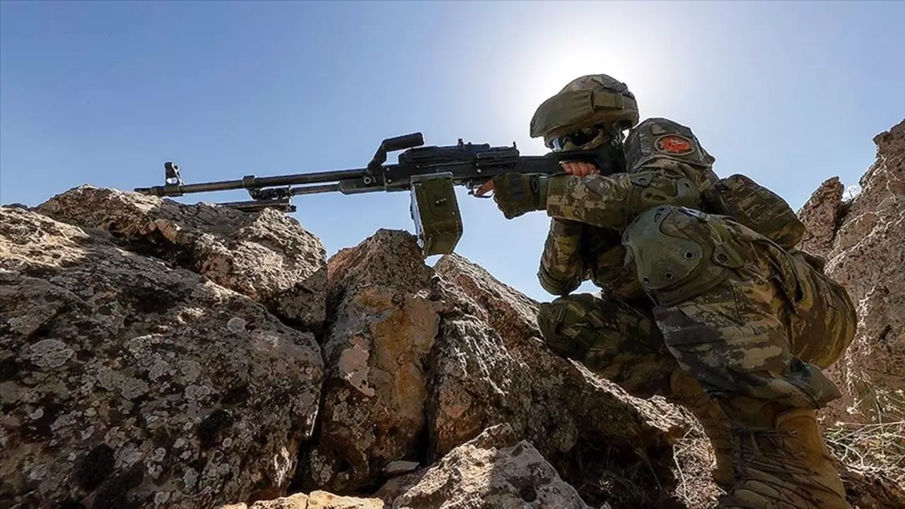 Türkiyə kəşfiyyatı Suriyada PKK-nın rəhbərlərindən birini məhv edib