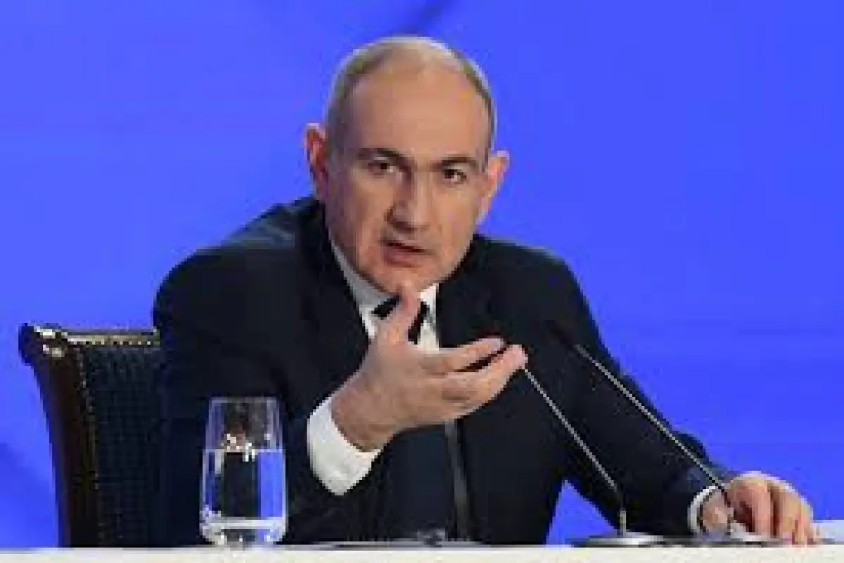 Paşinyan Sovet dövründəki sərhədlərin bərpasına çağırış edib