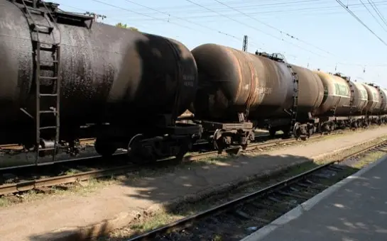 Azərbaycandan yola salınan neft məhsullarının ilk partiyası Ermənistana çatıb