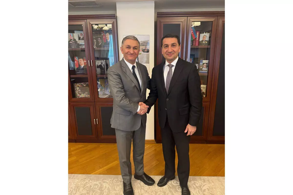 Hacıyev Fələstin səfirini qəbul etdi