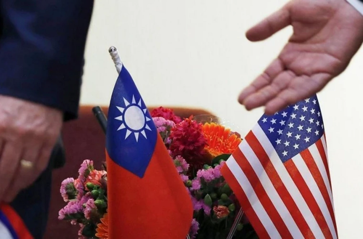 Taiwan signs $6.6 billion arms deal with US
