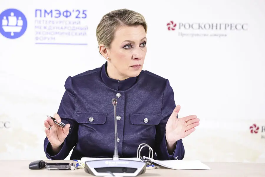 Zaxarova Orbanın Ukraynadakı “hərbi mafiya” ilə bağlı dedikləri ilə razılaşıb