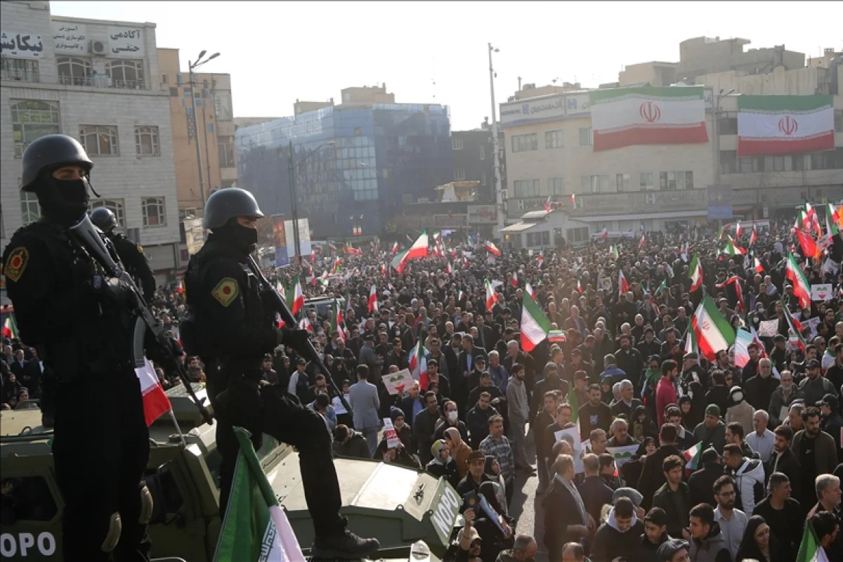 KİV: İranda etirazlarda ölənlərin sayı 3 mini aşıb