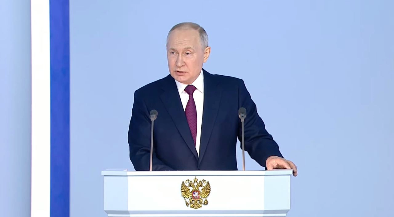 Putin: Kiyev nüvə silahı əldə etməyə cəhd edib