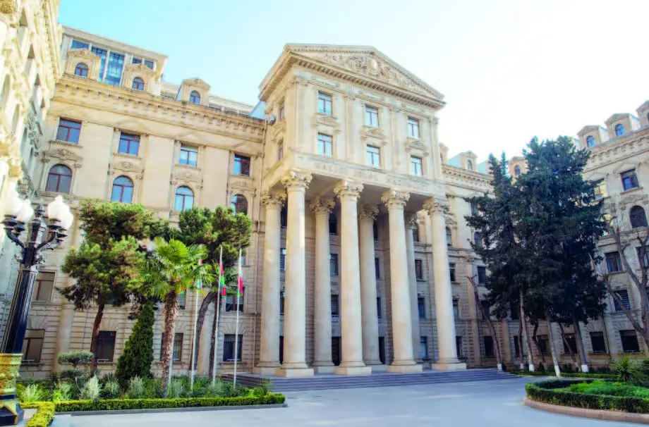 Azərbaycan XİN Hindistana təyyarə qəzası ilə bağlı başsağlığı verib