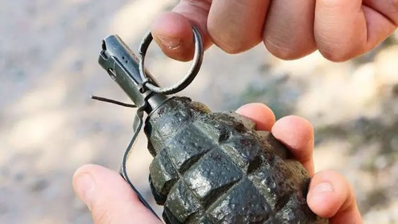 Deputat Ukrayna kənd şurasının iclasına qumbara ilə hücum edib, 26 nəfər yaralanıb