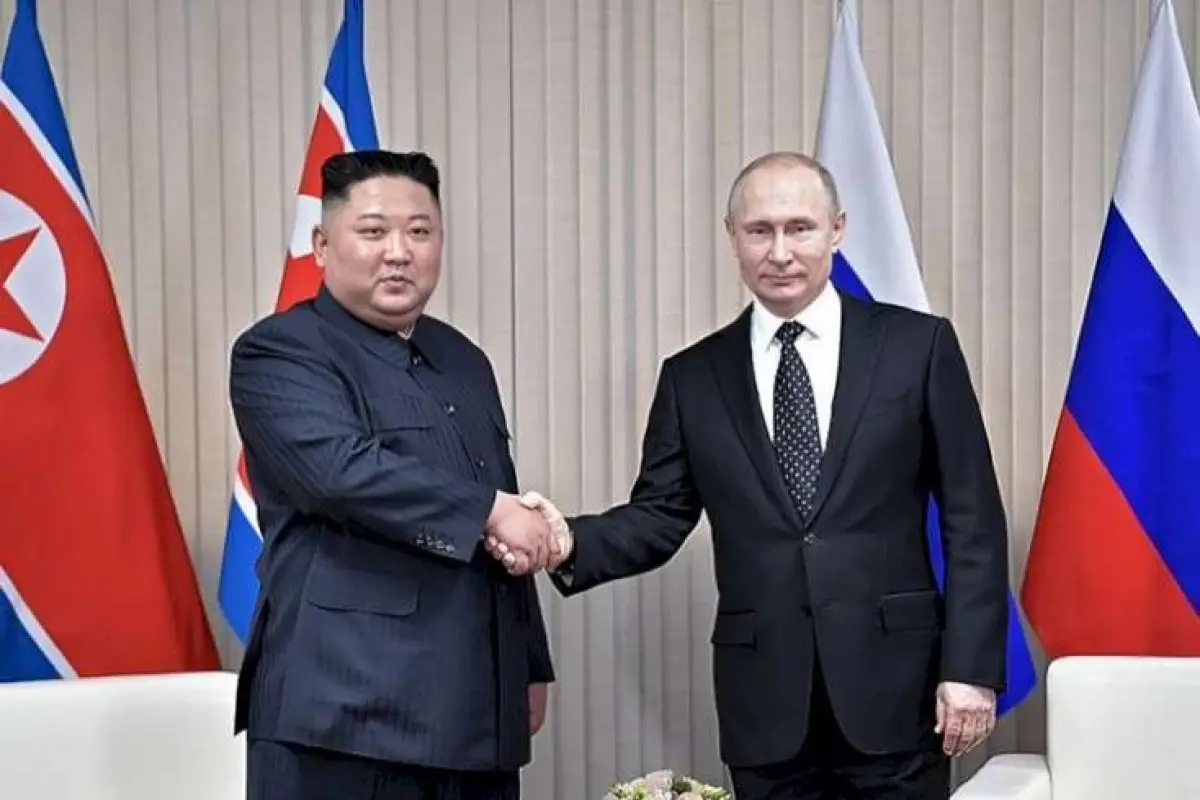 Putin və Kim Çen In arasında görüş keçirirlir