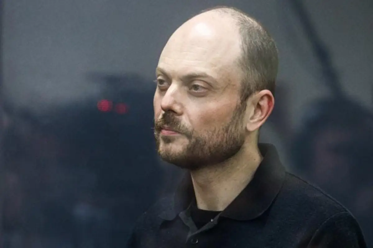 Rusiyada müxalif siyasətçi Vladimir Kara-Murza axtarışa verilib