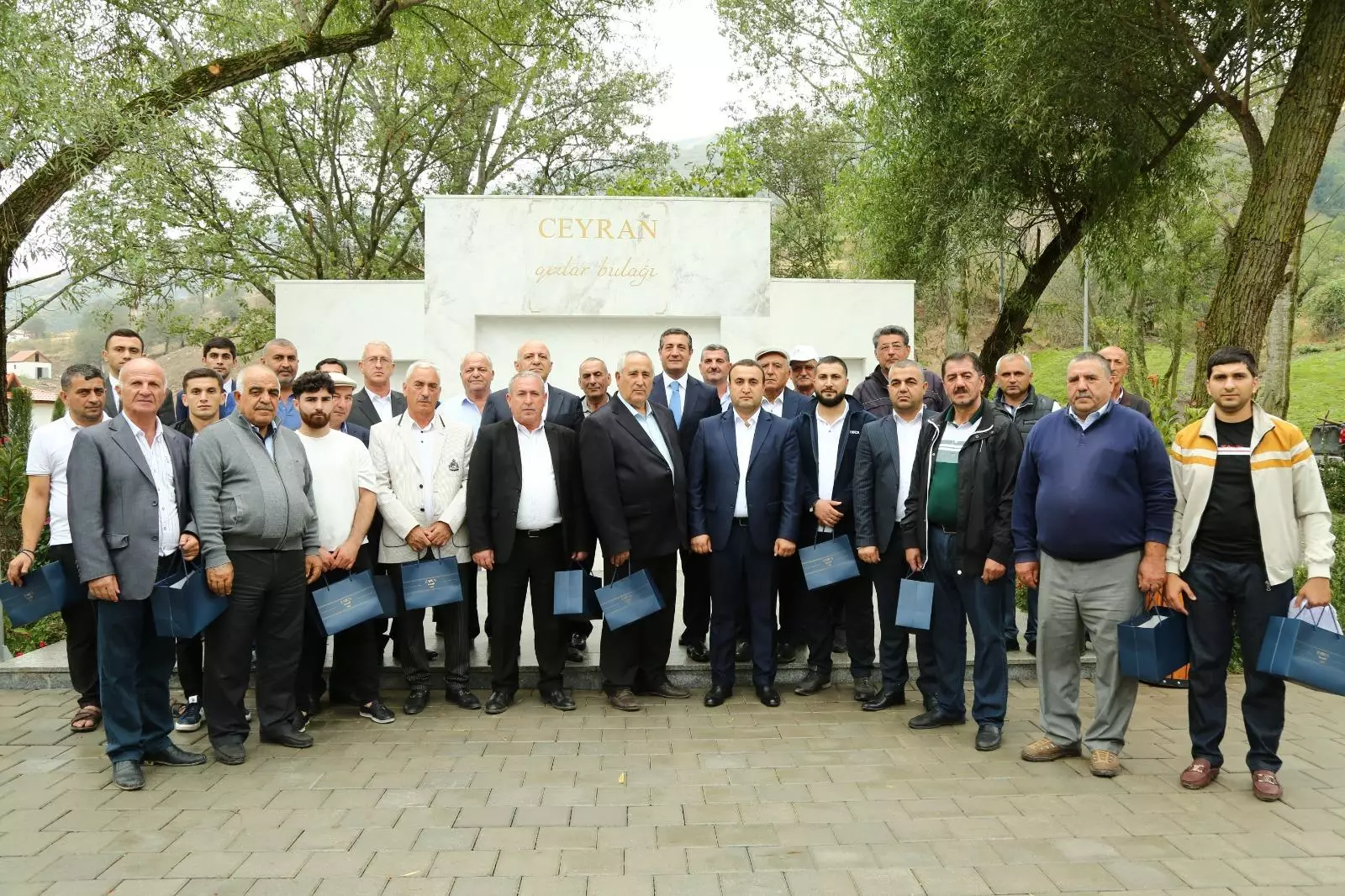 Zabux sakinlərinə mənzillərinin açarları təqdim edilib