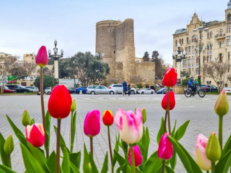 Sabah Bakıda 22 dərəcə isti olacaq