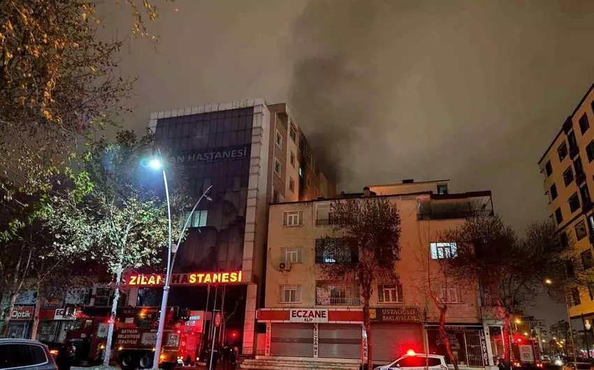 Türkiyədə psixiatriya klinikasında yanğın baş verib, 20 nəfər təxliyə edilib