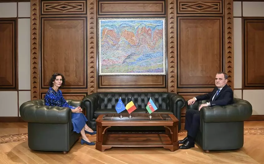 Azərbaycan və Belçikanın XİN başçıları Zəngəzur dəhlizinin açılması məsələsini müzakirə ediblər