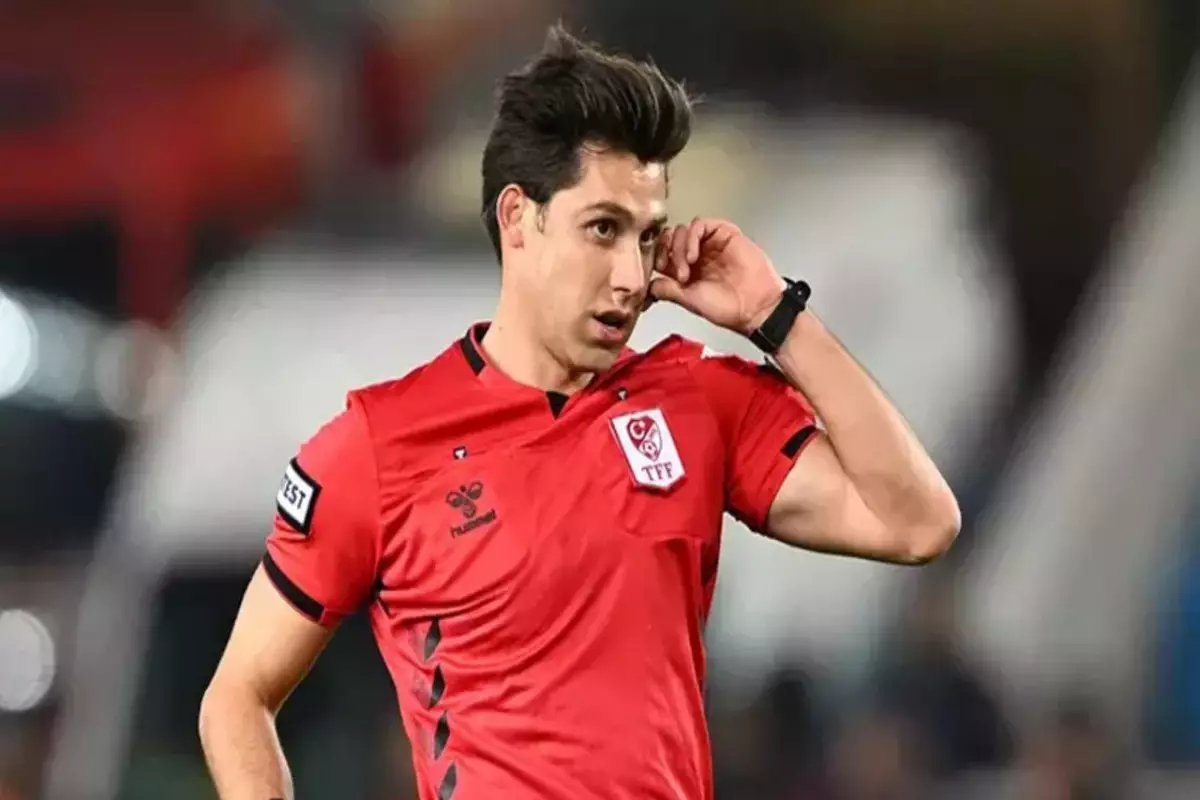 "Fənərbaxça" - "Trabzonspor" matçının baş hakimi bəlli olub